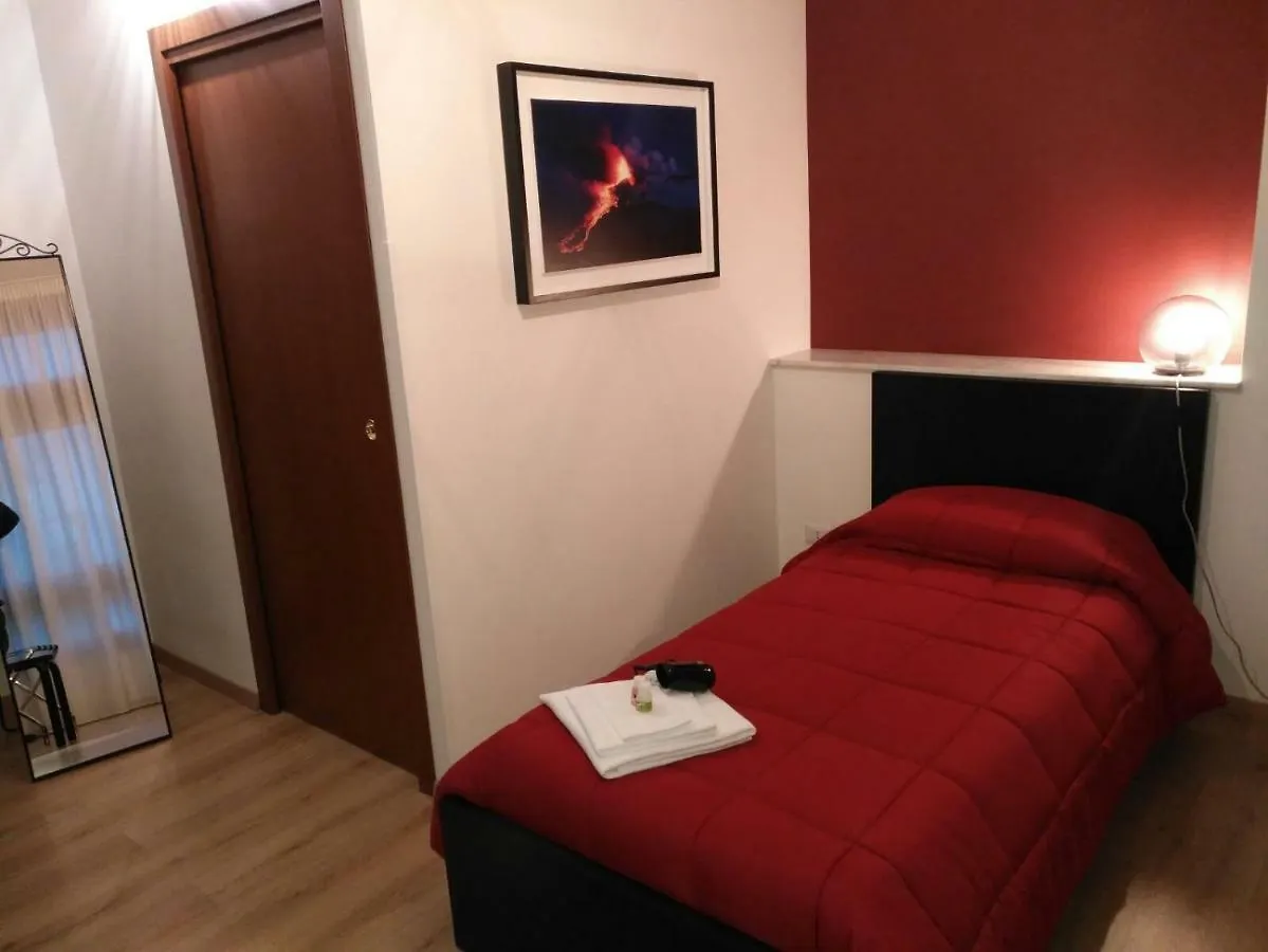 كاتانيا Tosca B&B 3*,